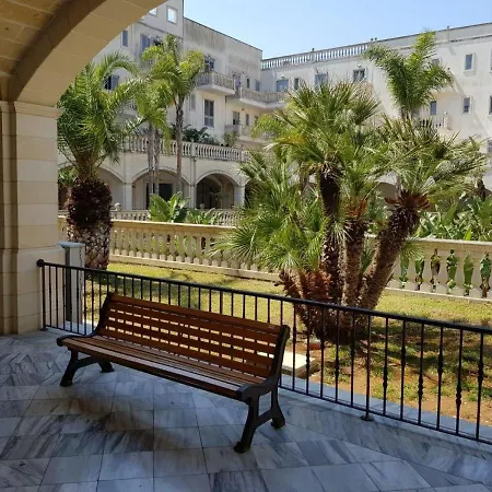 Bilocale Corso Italia 700 3° Piano Holiday home *